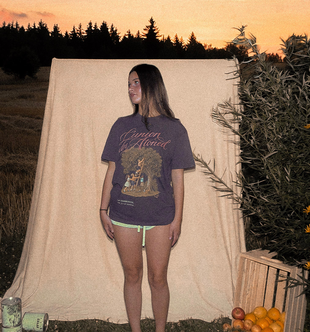 La Communion Tee